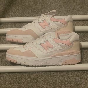 Women’s New Balance 550 Sneakers, White & Pink.
